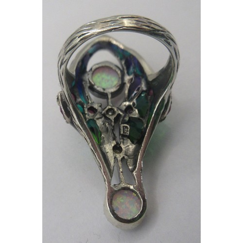 133 - A sterling silver ring with impressive arrangement of faux- and semi-precious gemstones, ring size R... 