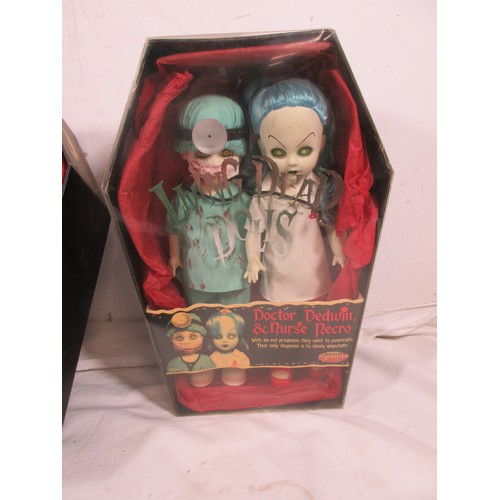 140 - 3 Mezco Living Dead Dolls twin packs comprising 93505 Romeo & Juliet, 99955 Hemlock & Honey & 99624 ... 