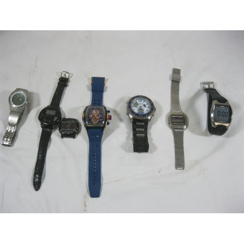 66 - A selection of 7 digital and quartz gentleman's watches, most in running order