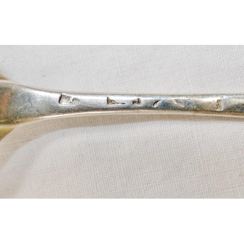 125 - A pair of Victorian silver fiddle pattern dessert spoons and two other matched spoons all with match... 