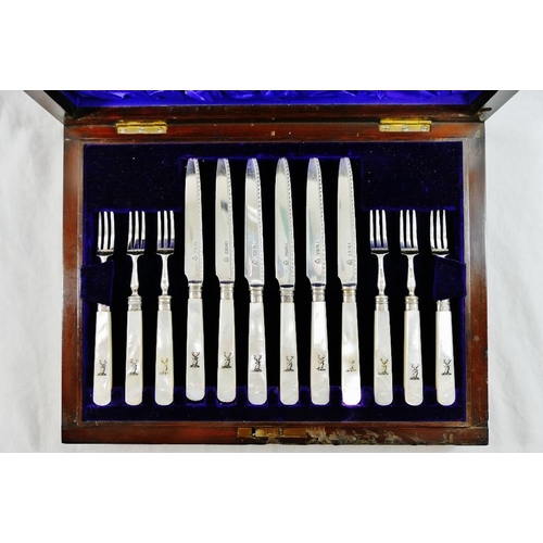 135 - A set of Edwardian silver and mother of pearl fruit knives and forks for twelve place settings, Lond... 