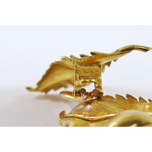 175 - A pair of 14 carat gold leaf-shaped earrings, Birmingham 1991, 6.4g, 3.5cm long