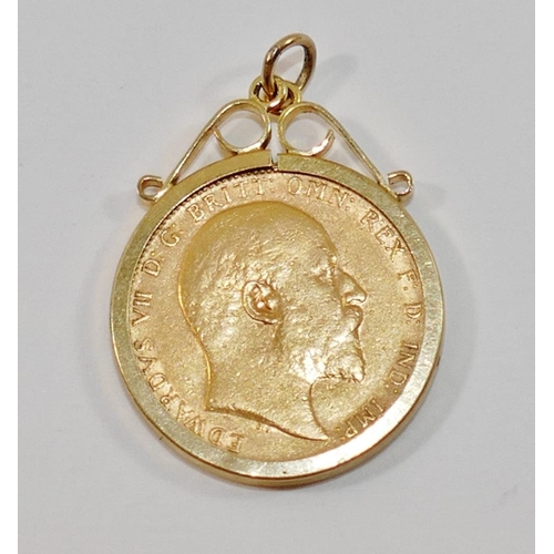 203 - An Edward VII 1903 sovereign, with Melbourne mint mark, housed in removable 9 carat gold pendant mou... 