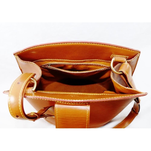 251 - A Louis Vuitton 'Cluny' camel coloured Epi leather shoulder bucket bag, with top flat closure, inter... 