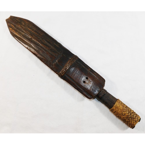 50 - An antique steel tribal dagger/knife, the hollow handle with braided reed grip and ornamentation, 41... 