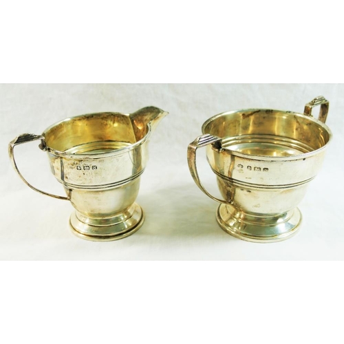 97 - A George VI silver milk jug and two-handled sugar bowl, Birmingham 1947, by Elkington and Co., each ... 