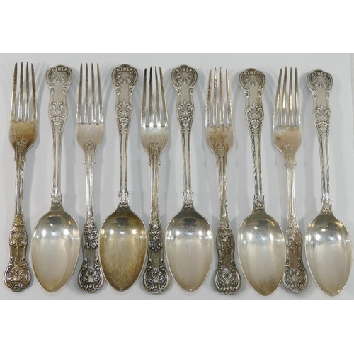 104 - A Edwardian part set of Queens pattern silver cutlery, London 1903 by W Hutton and Sons Ltd, compris... 