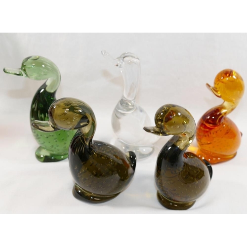 5 - Four Whitefriars controlled bubble glass Dilly ducks, the tallest 14.5cm high, and a similar clear g... 