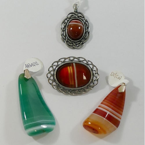 229 - A selection of banded carnelian and other agate jewellery comprised of 11 pendants including two gre... 