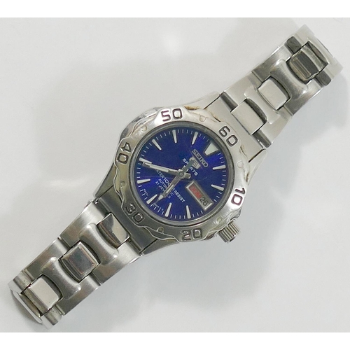 144 - A ladies Seiko 5 Sports 4207-00A0 Automatic 100m wrist watch, the blue dial with baton numerals and ... 