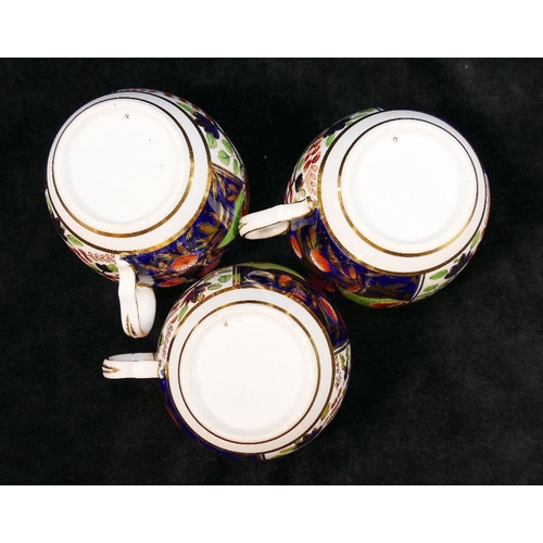 233 - Three Spode teacups and saucers, pattern number 1839, a Chamberlain Worcester porcelain spiral flute... 