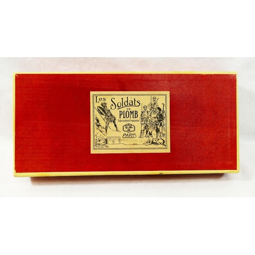 289 - A boxed set of eight hand painted lead C.B.G. Paris 'Grenadiers of the Guard (1809)'