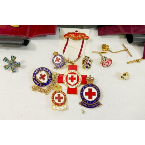 314 - Assorted Masonic related items, including silver gilt and enamel medals, combined weight approx 3ozt... 