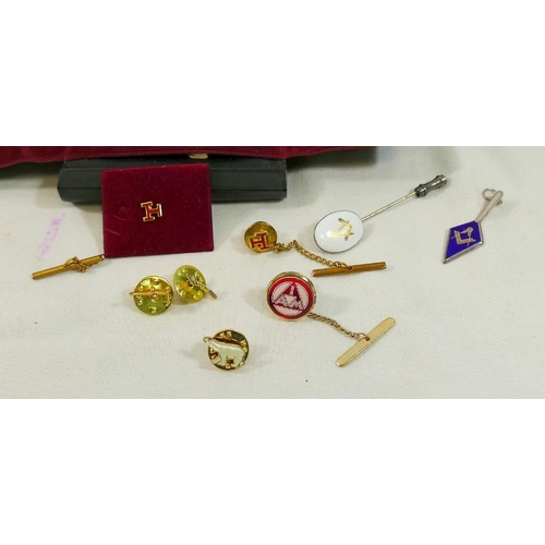 314 - Assorted Masonic related items, including silver gilt and enamel medals, combined weight approx 3ozt... 