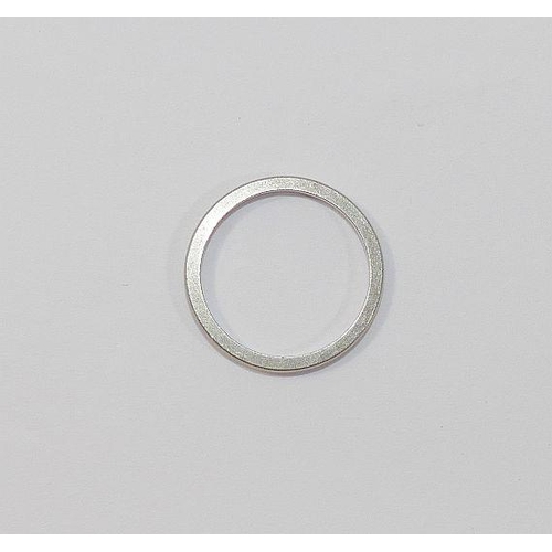 33 - A plain platinum wedding band, finger size K, stamped 'PLAT', 2.8g