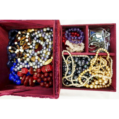 39A - A quantity of assorted costume jewellery including paste beads, hardstone beads, enamelled items, ea... 