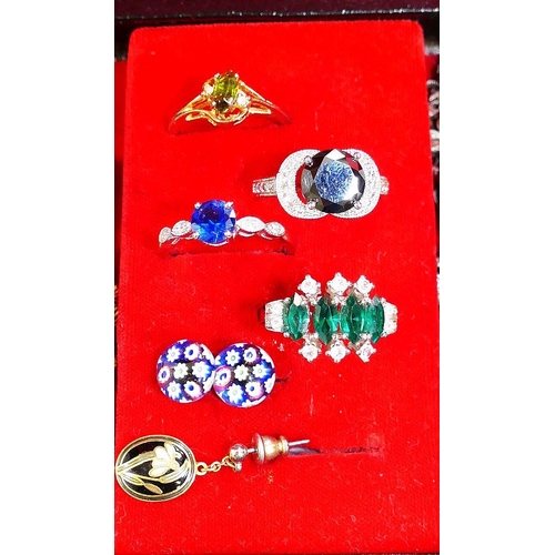 39A - A quantity of assorted costume jewellery including paste beads, hardstone beads, enamelled items, ea... 