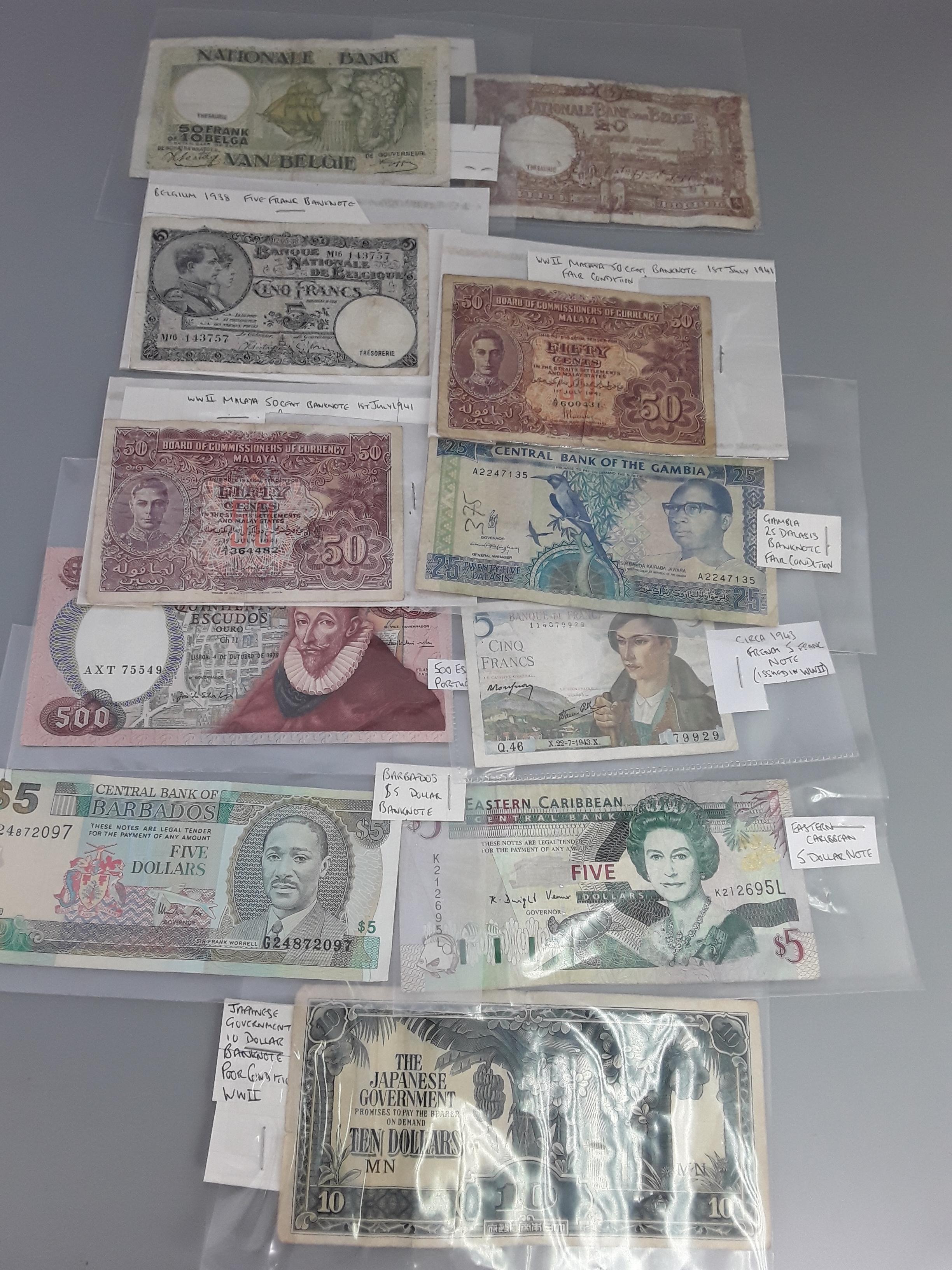 Foreign bank notes