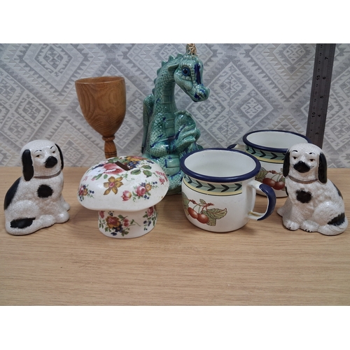 28 - Collection of china and pottery