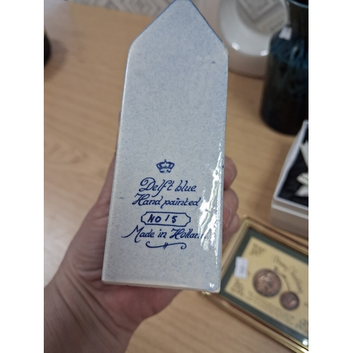 29 - Assorted glass and china