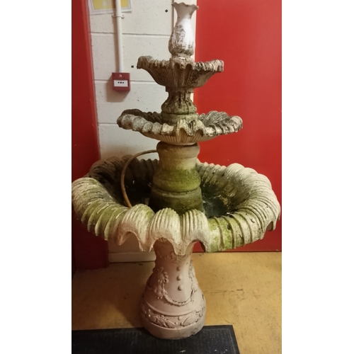 94 - Large Ornate Garden Water Fountain - 3 Tier Water Feature
heavyover 5ft tall
