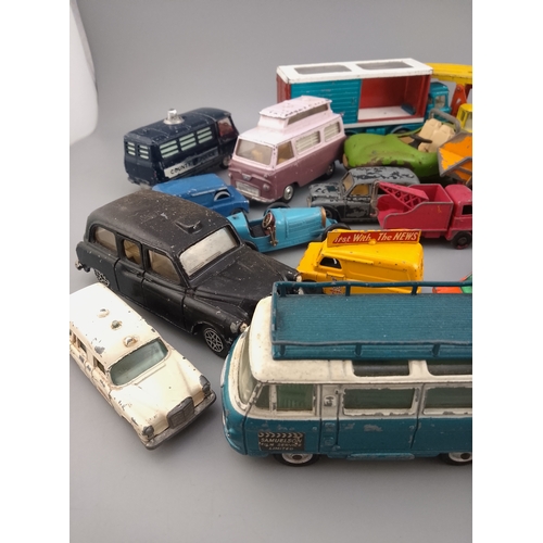 144 - Vintage Corgi Toys die-cast model vehicles job lot
Corgi / dinky etc