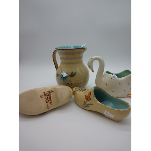 50 - 4 pieces of Castleford pottery