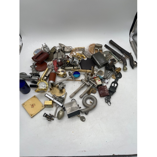 A mixed lot of vintage collectible items, including keys, locks, pocket ...