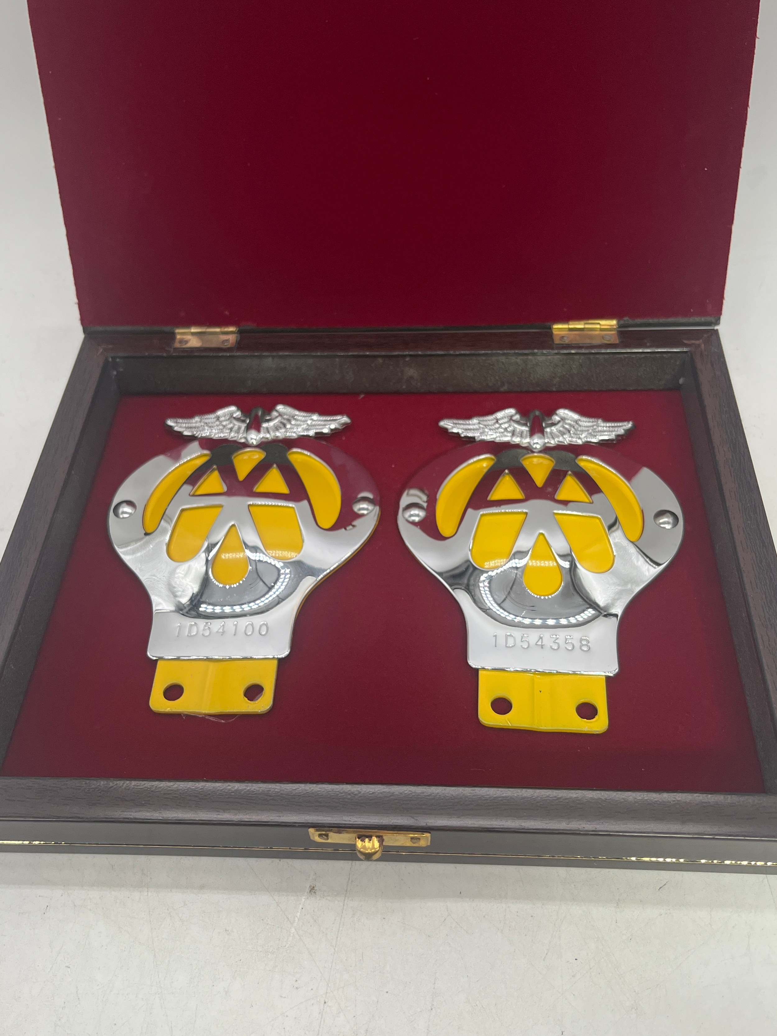2 AA Car Badges Emblem Retro Classic, Automobile Association, in a case ...