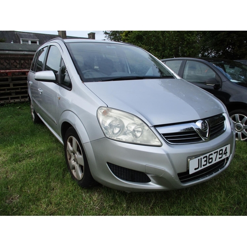 6 - A 2008 Vauxhall Zafira 1.6 MPV (manual) J136794, odometer reading 72,602 miles