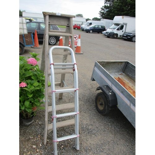 61 - A vintage wooden step ladder together with an aluminium boat ladder