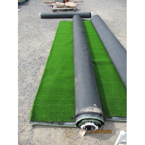 72 - A roll of artificial grass (3.7m x 4m) - new