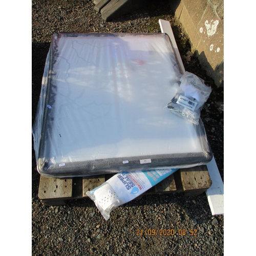 61 - A new rectangular shower tray and accessories (1000mm x 800mm)