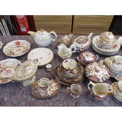 165 - A quantity of Derby china part tea and dinner services