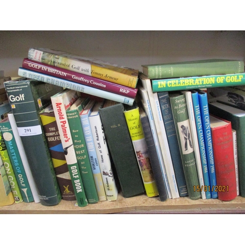 291 - A large and varied accumulation of vintage books pertaining to golf