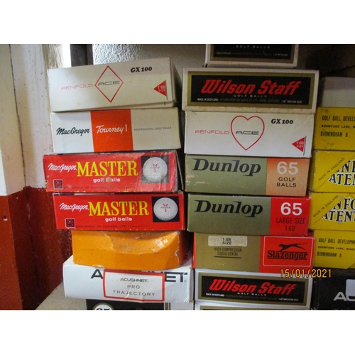 350 - A large selection of vintage boxed golf balls