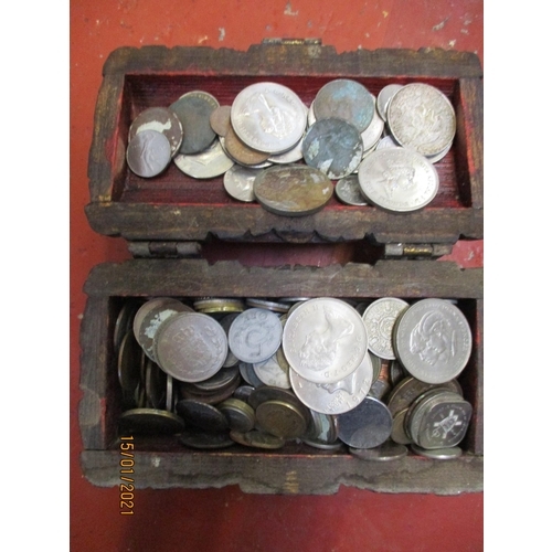 303 - A varied accumulation of vintage coinage