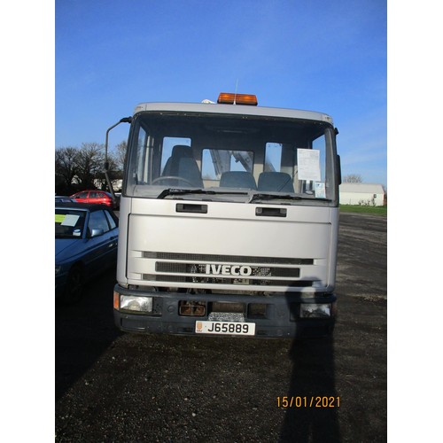 19 - A 1996 Iveco Ford 7.5 tonne beaver tail recovery vehicle fitted a Hiab hydraulic crane - diesel (man... 