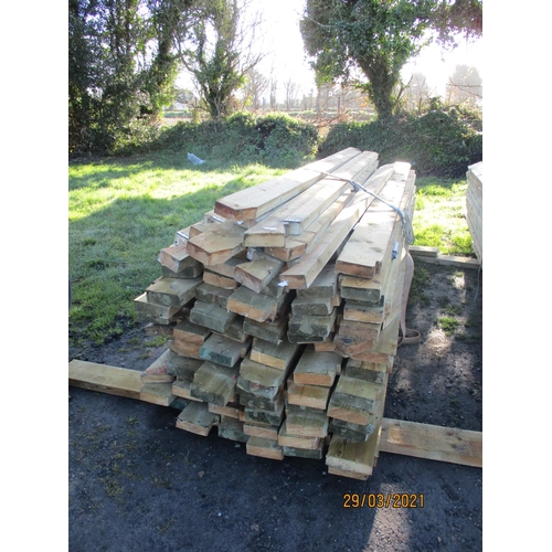 33 - A large quantity of reclaimed serviceable timber