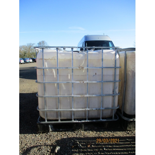 38 - A 1000 litre capacity IBC