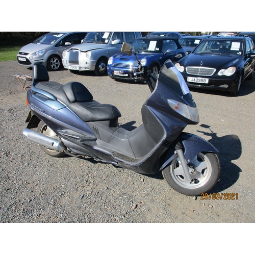 2 - A 2000 Suzuki AN400 scooter (automatic) J41851, odometer reading 23,632 miles