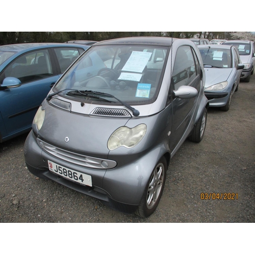 7 - A 2003 Smart Passion 0.6 coupe (automatic) J58864, odometer reading 57,497 miles