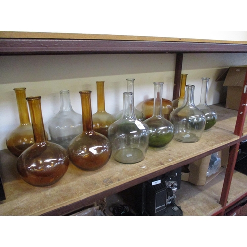 442 - An assortment of art glass vases