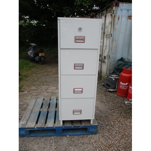 Lot 39        