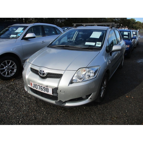 11 - A 2007 Toyota Auris T-Spirit 1.6 five door hatchback (manual) J107698, odometer reading 48,168 miles