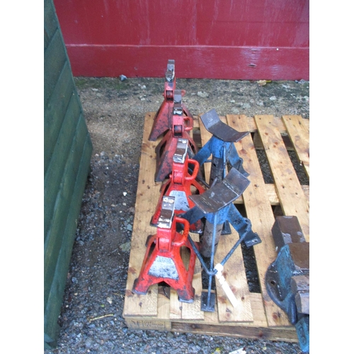 Lot 52        