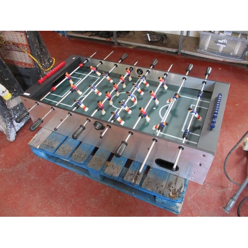 66 - A table top football game