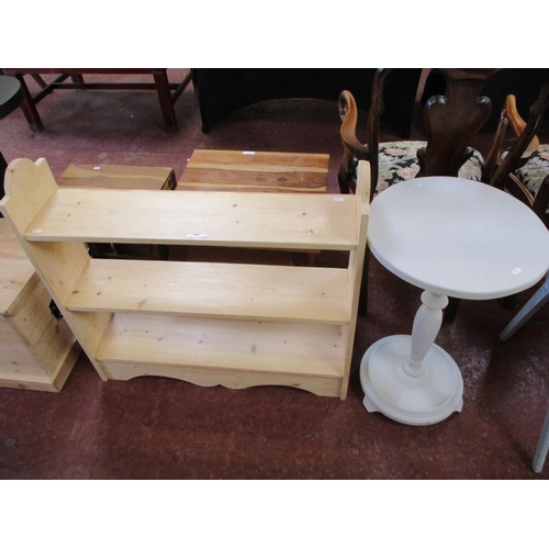 303 - A shabby chic single pedestal lamp table together with a natural pine three tier open bookcase