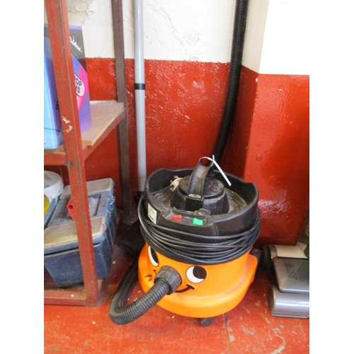 411 - A Bertie vacuum cleaner