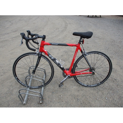 100 - An Isaac Pascal carbon fibre racing bicycle (22